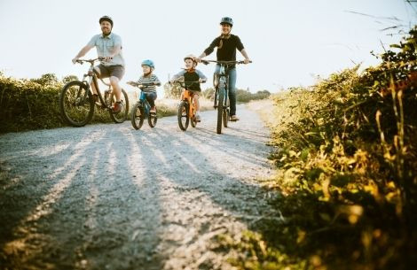 family_biking