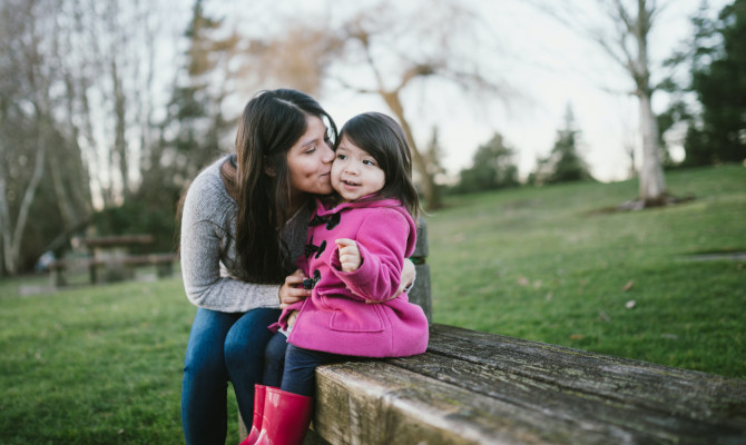 mother_daughter_park